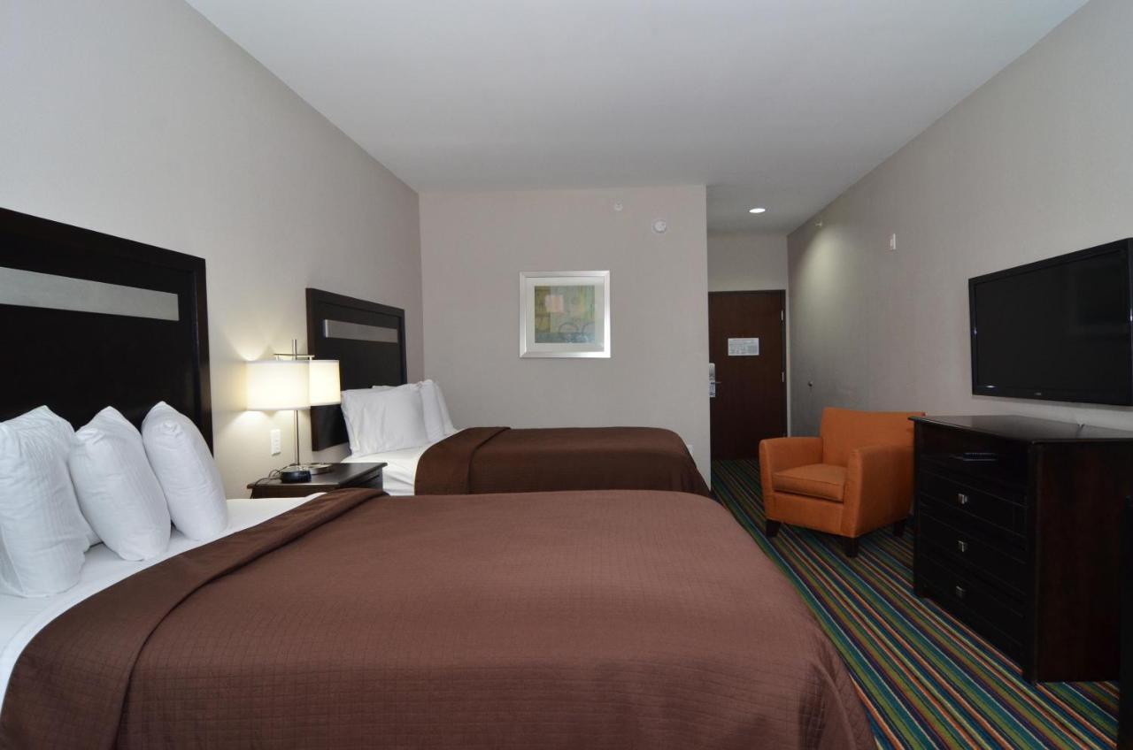 Quality Inn & Suites Kenedy - Karnes City Room photo