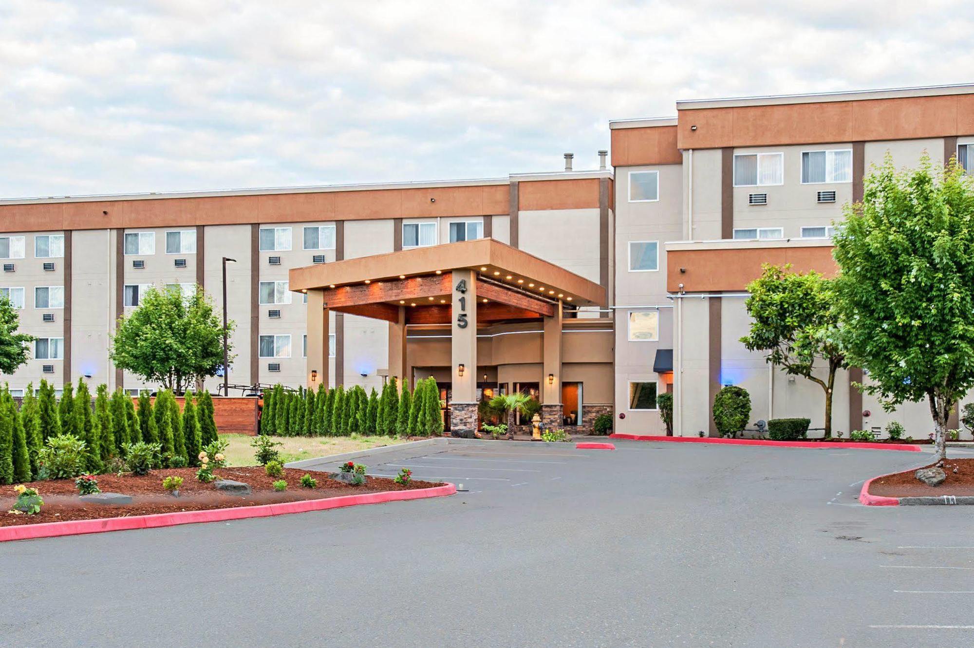 Quality Inn & Suites Kenedy - Karnes City Exterior photo